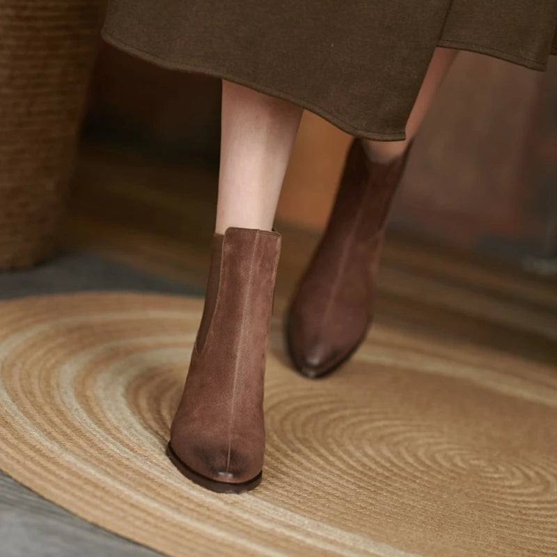 vestoraa boots pointed toe chunky heel outfit detail - reliable design, precision, waterproof dress design (USA)
