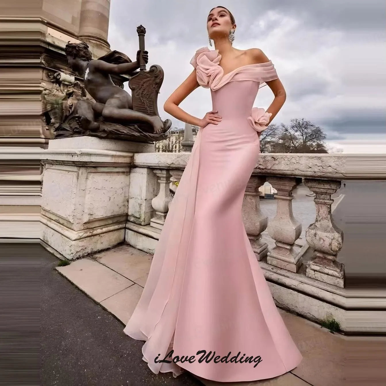 vestoraa evening dress cherry blossom powder - casual unisex outfit with precision in gold metal (USA)