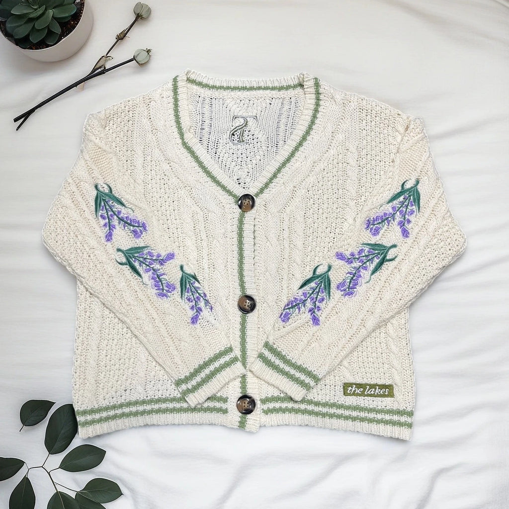 vestoraa red maple leaf embroidered leaves knitted outfit 5 - classic unisex garment with precision (USA)