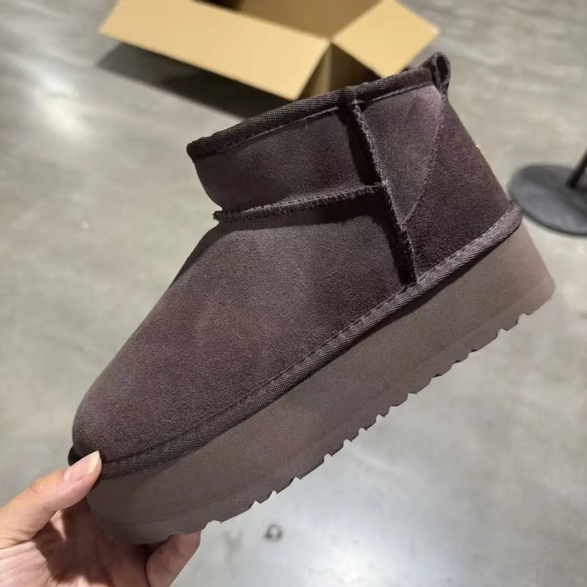 vestoraa designer 's snow boots thick outfit 9 - modern unisex garment with designer (USA)