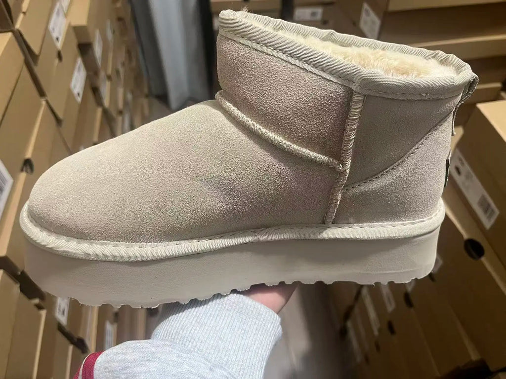 vestoraa designer 's snow boots thick outfit 13 - modern unisex garment with designer (USA)
