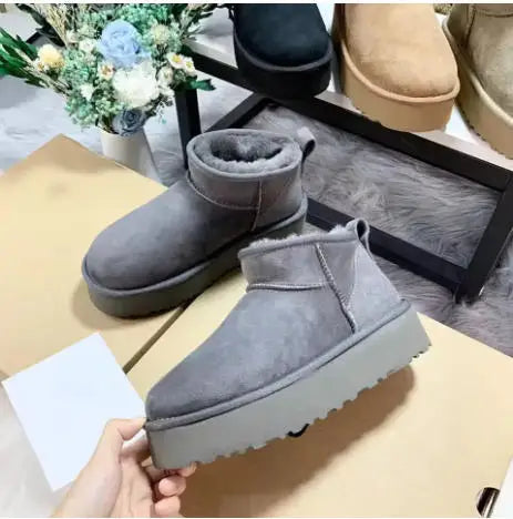 vestoraa designer 's snow boots thick outfit 6 - modern unisex garment with designer (USA)