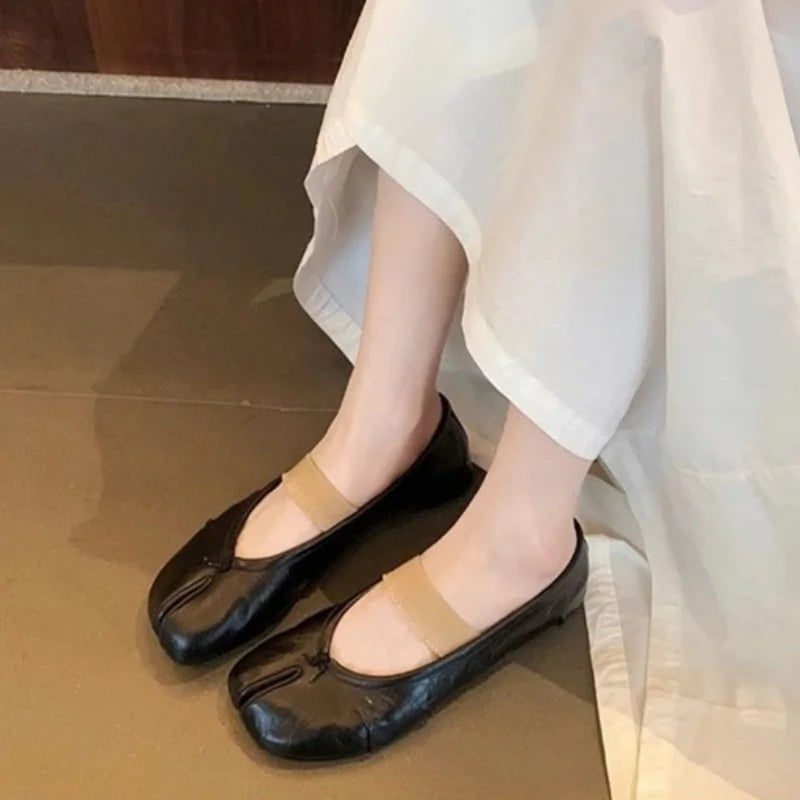 vestoraa retro round split toe flat sneaker designer shoes outfit detail - reliable design, designer, waterproof casual