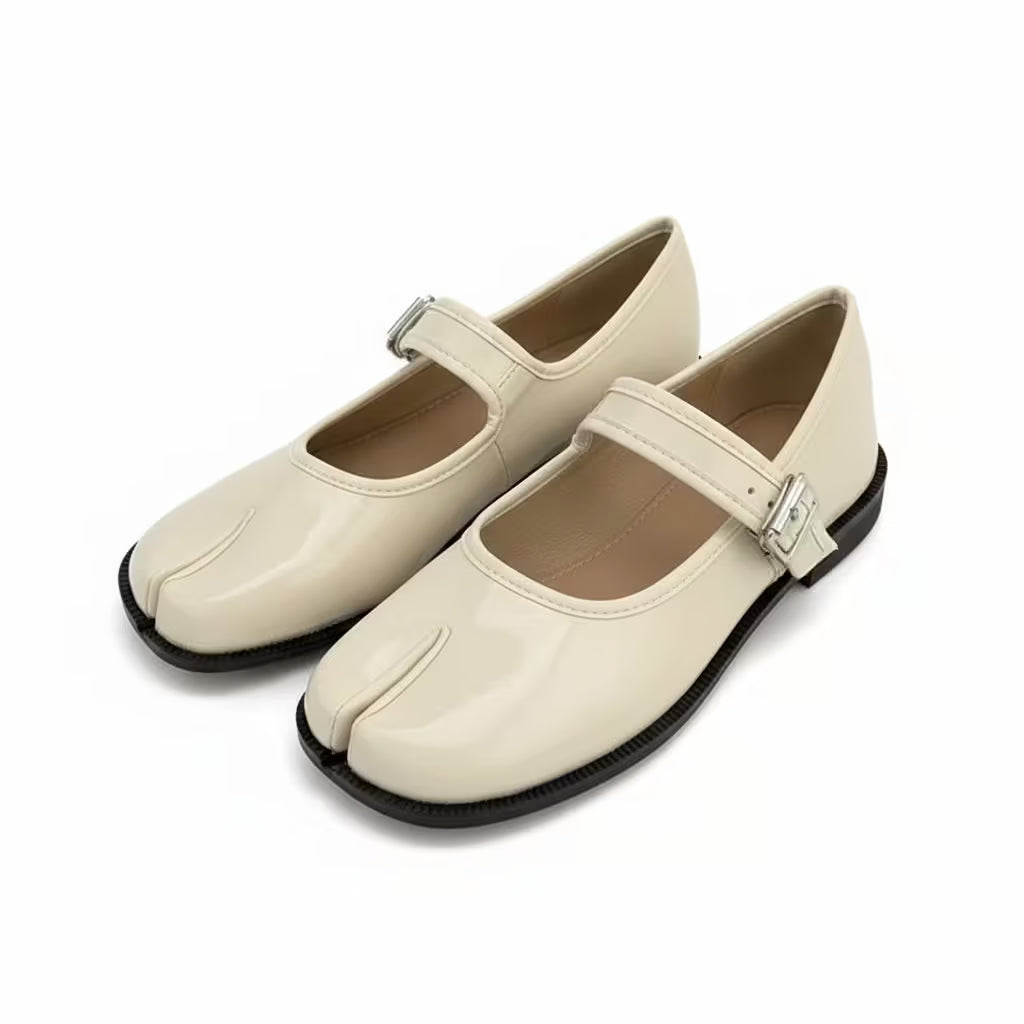 vestoraa buckle strap flat split - casual unisex outfit with precision in black metal (USA)
